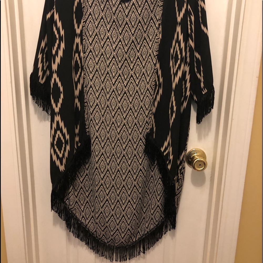 Black and creamish color kimono